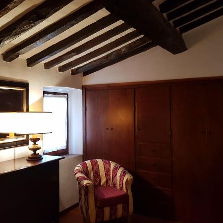 In Castello Apartment กัสตาลเญโต การ์ดุชชี ภายนอก รูปภาพ