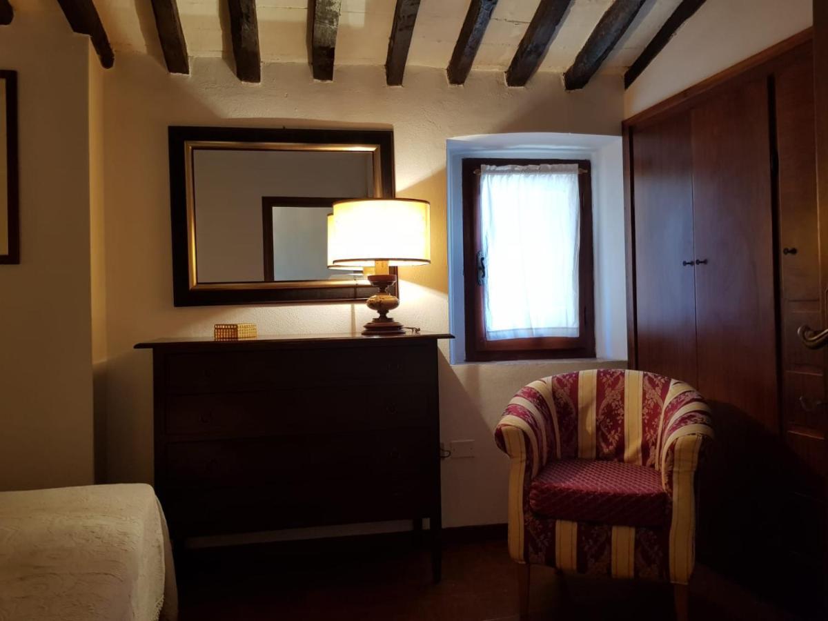 In Castello Apartment กัสตาลเญโต การ์ดุชชี ภายนอก รูปภาพ