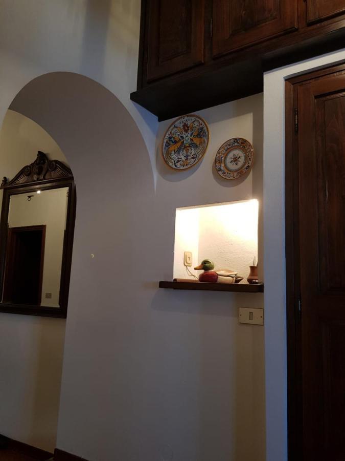 In Castello Apartment กัสตาลเญโต การ์ดุชชี ภายนอก รูปภาพ